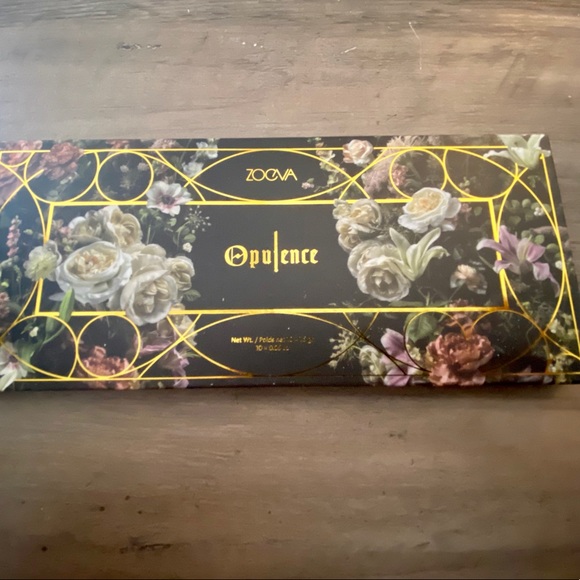NWT Opulence Eyeshadow - Picture 2 of 3
